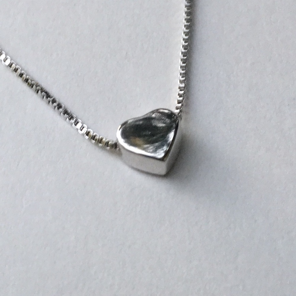 New! Sterling Silver Heart Pendant Necklace - Picture 3 of 8
